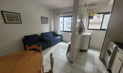 Apartamento Quadra Mar, Elevador, 1 dormitório, 1 vaga, Bairro: Ocian, Cidade: Praia Grande/SP