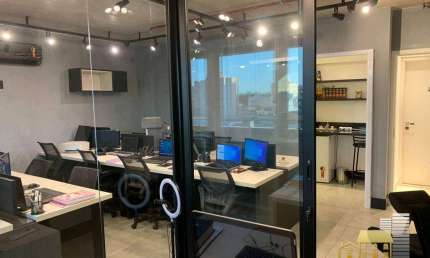 Sala comercial para alugar na Rua Pandiá Calógeras, Jardim Vergueiro, Sorocaba