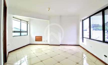 SALA COMERCIAL NA RUA  JOAO BETTEGA, BAIRRO PORTAO.