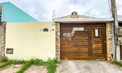 Casa com 4 dormitórios para alugar, 220 m² por R$ 3.870,00/mês - Nova São Pedro - São Pedro da Aldeia/RJ