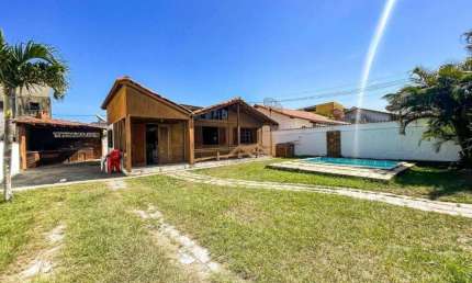Casa com 2 dormitórios para alugar, 140 m² por R$ 2.500,00/mês - Porto D'aldeia - São Pedro da Aldeia/RJ