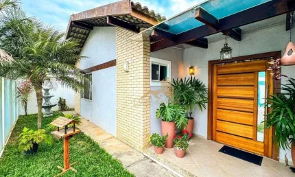 Casa com 3 dormitórios à venda, 130 m² por R$ 790.000,00 - Centro - São Pedro da Aldeia/RJ
