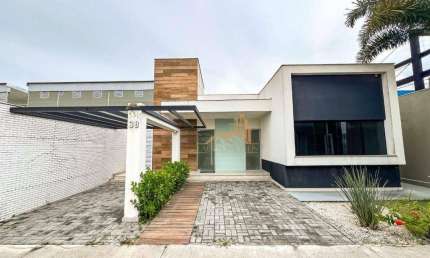 Casa com 3 dormitórios à venda, 130 m² por R$ 790.000,00 - Centro - São Pedro da Aldeia/RJ