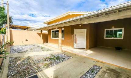 Casa com 3 dormitórios à venda, 135 m² por R$ 570.000 - Recanto do Sol - São Pedro da Aldeia/RJ