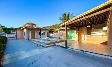 Casa com 3 dormitórios à venda, 150 m² por R$ 490.000,00 - Morro do Milagre - São Pedro da Aldeia/RJ