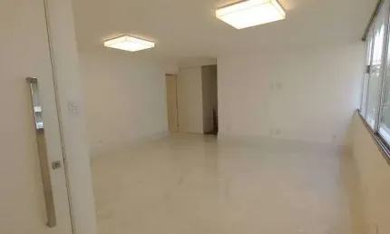 Apartamento reformado em Higienópolis. Oportunidade!
