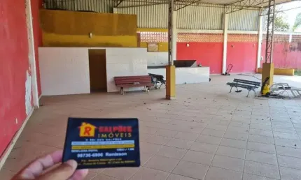 Barracão / Galpão / Depósito com 2 salas para alugar na Rua Ceará, 2343, Santa Cruz da Serra, Duque de Caxias por R$ 8.000