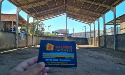 Barracão / Galpão / Depósito à venda na Avenida Fabor, Campos Elíseos, Duque de Caxias por R$ 790.000