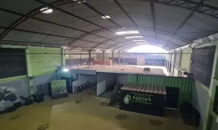 Barracão / Galpão / Depósito com 2 salas para alugar na AV ÁGUIA BRANCA, Recantus, Belford Roxo por R$ 20.000