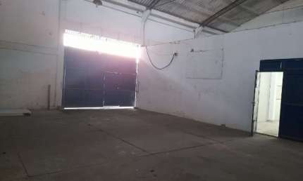 Barracão / Galpão / Depósito com 2 salas à venda na Rodovia Presidente Dutra, Pavuna, Rio de Janeiro por R$ 1.000.000