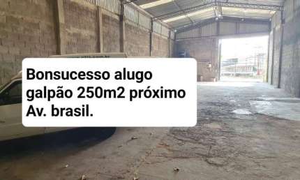 Barracão / Galpão / Depósito com 1 sala à venda na Avenida Brasil, Bonsucesso, Rio de Janeiro por R$ 400.000