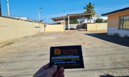 Barracão / Galpão / Depósito com 4 salas para alugar na Rodovia Washington Luiz, Jardim Primavera, Duque de Caxias por R$ 25.000