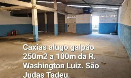 Barracão / Galpão / Depósito com 1 sala para alugar na Rua Manzanares, Figueira, Duque de Caxias por R$ 3.500