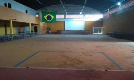Barracão / Galpão / Depósito com 2 salas para alugar na RODOVIA RIO MAGÉ, Parada Morabi, Duque de Caxias por R$ 15.000