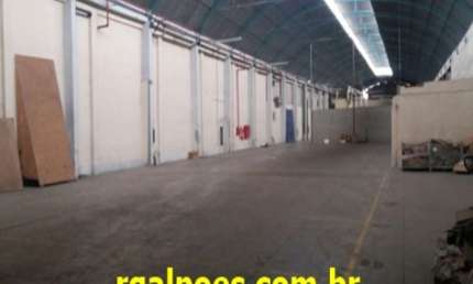 Barracão / Galpão / Depósito com 6 salas para alugar na RUA MAESTRO FELÍCIO TOLEDO, 321, Centro, São Gonçalo por R$ 600.000