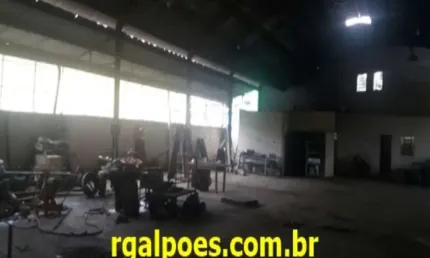 Barracão / Galpão / Depósito com 2 salas para alugar na Rua Belo Horizonte, 321, Parque Santa Amélia, Belford Roxo por R$ 12.000