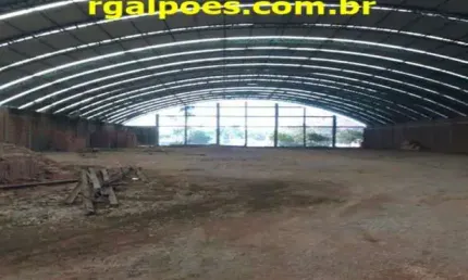 Barracão / Galpão / Depósito com 2 salas para alugar na Rua Antônio Alves Viana, 245, Centro, Itaboraí por R$ 90.000