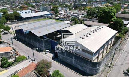 Galpão de 2.640m² com 2 galpões e um prédio de 3 andares  para alugar por R$18.000 + taxas - Laranjal - São Gonçalo/RJ