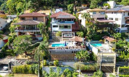 Casa com 4 quartos, 350 m² - venda por R$ 1.600.000 ou aluguel por R$ 9.733/mês - Itaipu - Niterói/RJ