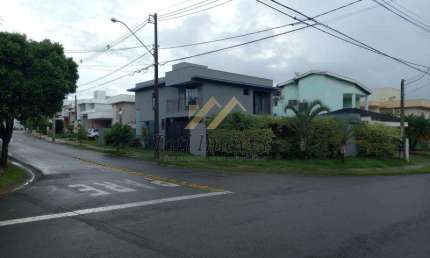 Casa em condomínio fechado com 4 quartos para alugar na Rua Ray Wesley Herick, Condomínio Village Damha II, São Carlos