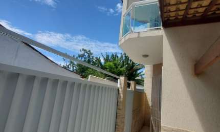 Casa em condomínio fechado com 2 quartos à venda na Serramar, Rio das Ostras 