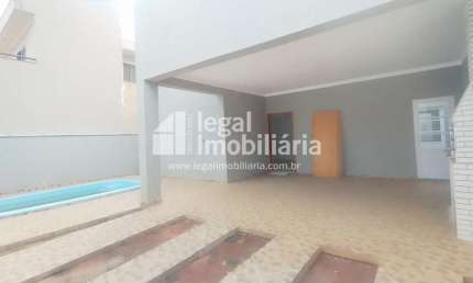 Casa Nova, 3 Dormitórios, Suíte, Piscina e Churrasqueira, Final de Acabamento