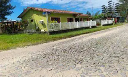 Casa com 1 dormitório à venda por R$ 300.000 - Erechim - Balneário Arroio do Silva/SC
