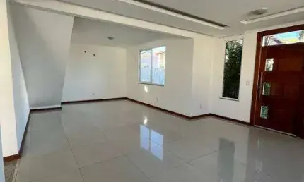 Casa no condomínio vale dos cristais para venda tem 250 m²com 4 quartos em Lagoa - Macaé - RJ