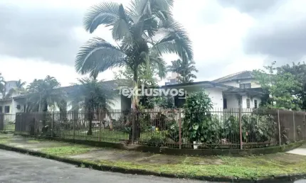 Terreno com 510m² à venda no bairro Santo Antônio em Joinville-SC por R$ 460.000,00.
