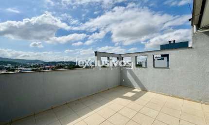 Cobertura duplex com 1 suíte mais 2 quartos à venda no Costa e silva
