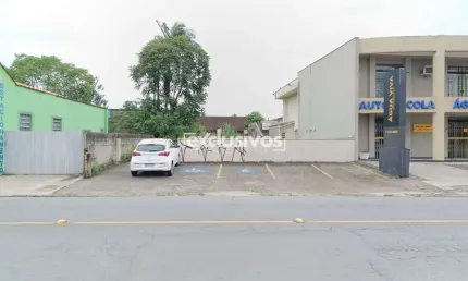 Terreno comercial à venda com 438 m² no bairro Itaum em Joinville por R$750.000,00
