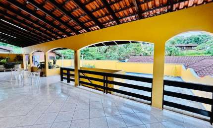 Casa comercial à venda na Rua Alfredo Wagner, Petrópolis, Joinville