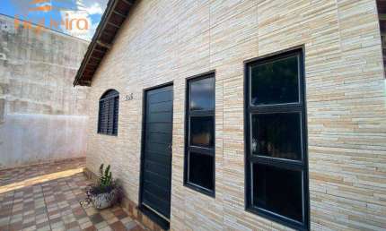 Casa com 3 dormitórios à venda, 130 m² por R$ 180.000,00 - Bom Jesus - Barretos/SP