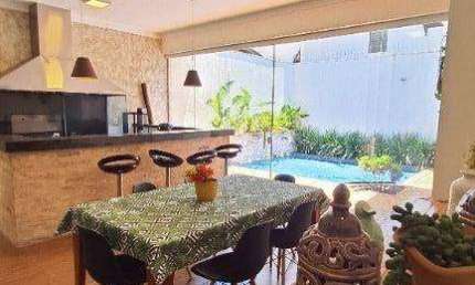 Casa com 3 dormitórios à venda, 155 m² por R$ 720.000,00 - Residencial Jockey Club - Barretos/SP