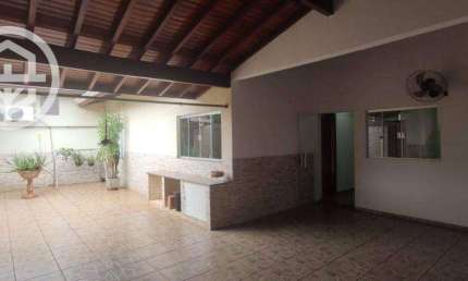 Casa com 4 dormitórios para alugar, 203 m² por R$ 3.756,00/mês - Centro - Barretos/SP