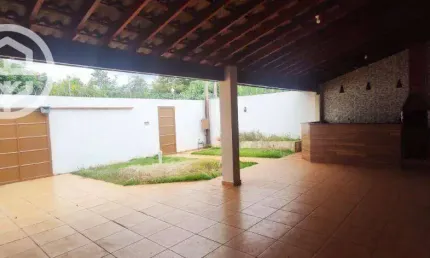 Casa com 3 dormitórios à venda, 135 m² por R$ 580.000,00 - Residencial Jockey Club - Barretos/SP