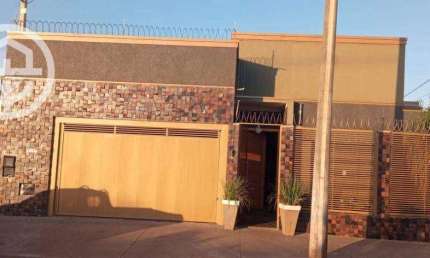 Casa com 3 dormitórios à venda, 182 m² por R$ 739.000,00 - Nobre Ville 	 - Barretos/SP