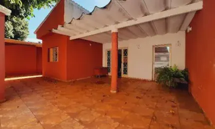Casa com 6 dormitórios à venda, 186 m² por R$ 370.000,00 - Nogueira - Barretos/SP