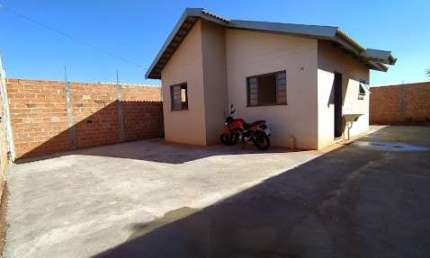 Casa com 2 dormitórios à venda, 46 m² por R$ 140.000,00 - Jardim California - Colina/SP