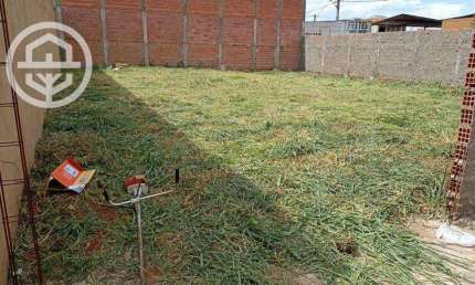 Terreno com excelente localização, no bairro San Diego.