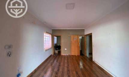 Casa com 4 dormitórios para alugar, 250 m² por R$ 4.382,00/mês - Centro - Barretos/SP