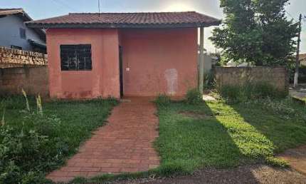 Casa com 2 dormitórios à venda, 106 m² por R$ 270.000,00 - Condomínio Residencial Batista Ananias  - Barretos/SP
