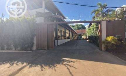 Rancho com 5 dormitórios à venda, 230 m² por R$ 800.000,00 - Village - Planura/MG