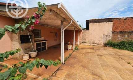 Casa com 4 dormitórios à venda, 206 m² por R$ 400.000,00 - Jardim Alvorada - Barretos/SP