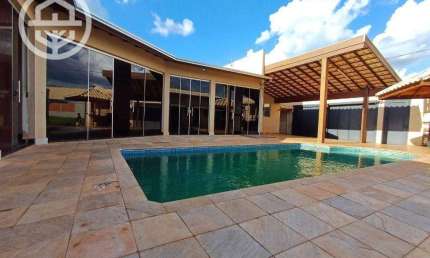 Casa com 5 dormitórios à venda, 223 m² por R$ 900.000,00 - Jardim Europa - Barretos/SP