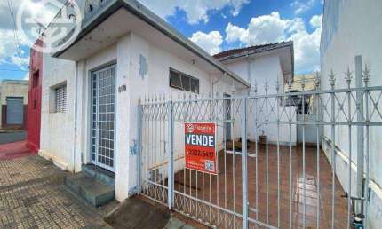 Casa com 3 dormitórios à venda, 179 m² por R$ 850.000,00 - Centro - Barretos/SP