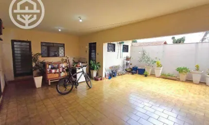 Casa com 3 dormitórios à venda, 150 m² por R$ 550.000,00 - Centro - Barretos/SP