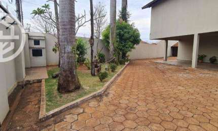 Casa com 5 dormitórios para alugar, 778 m² por R$ 8.100,00/mês - Centro - Barretos/SP