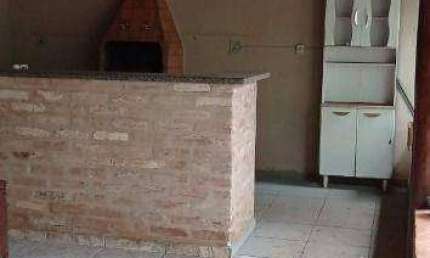 Casa com 4 dormitórios à venda, 210 m² por R$ 750.000,00 - Centro - Barretos/SP
