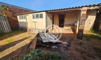 Casa com 2 dormitórios à venda, 196 m² por R$ 380.000,00 - América - Barretos/SP